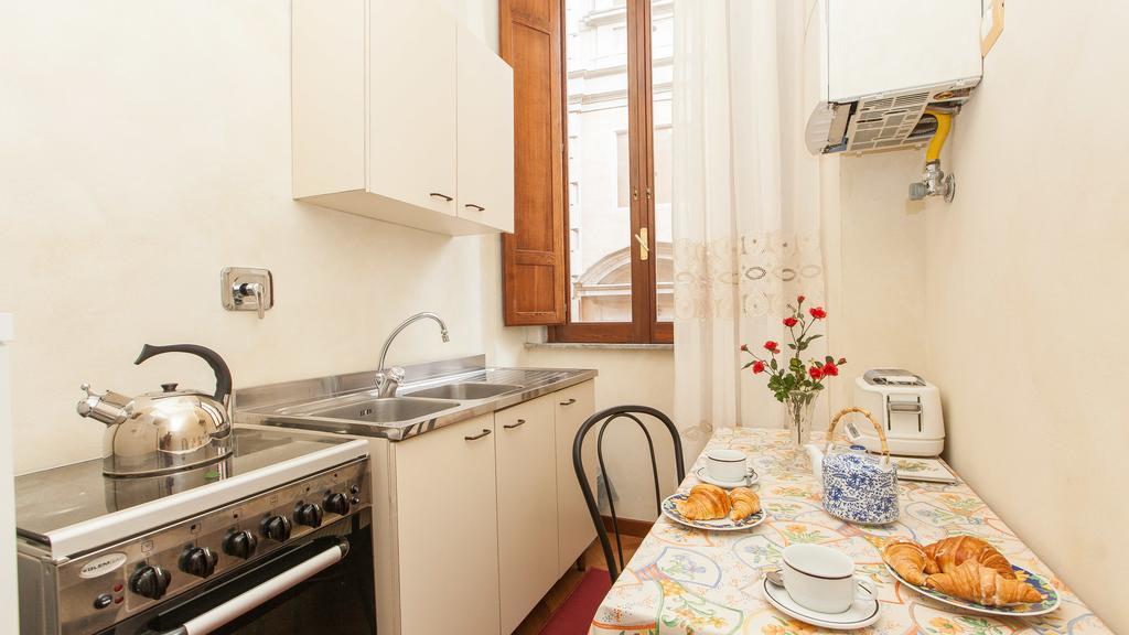 ローマドムス ミネルヴァエアパートメント 部屋 写真